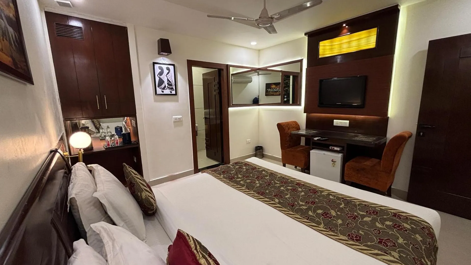 Taj Inn Hotel Agra  India
