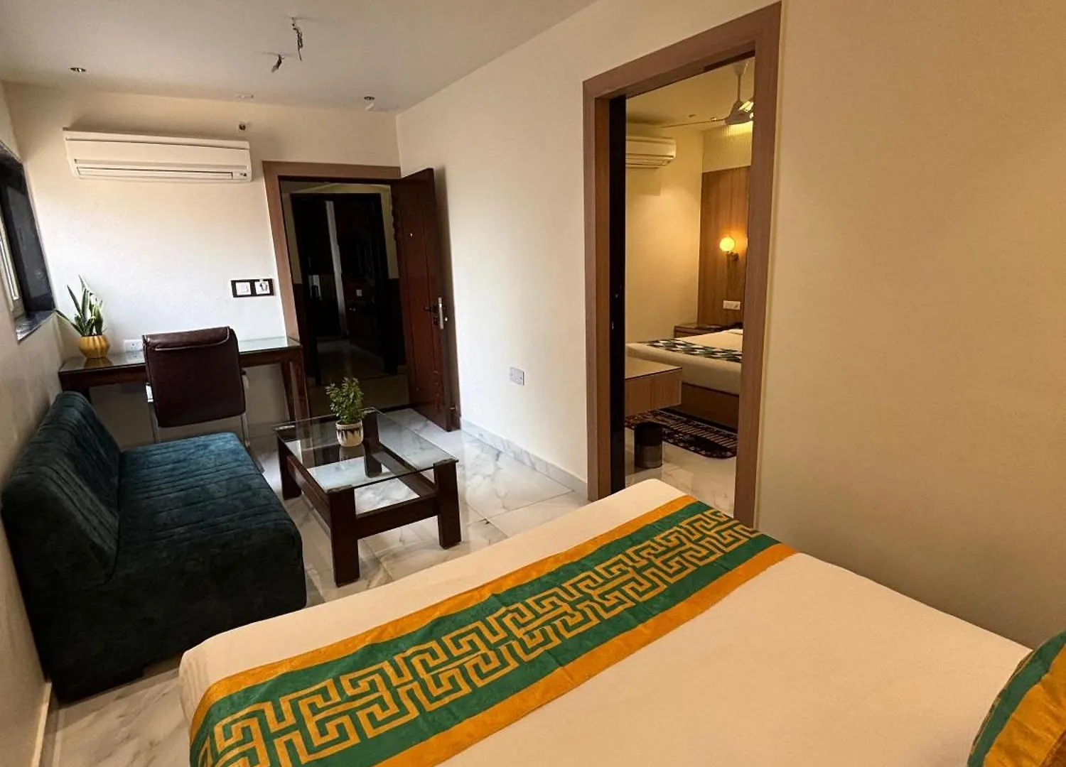 Taj Inn Hotel Agra  3*, Agra (Uttar Pradesh) India