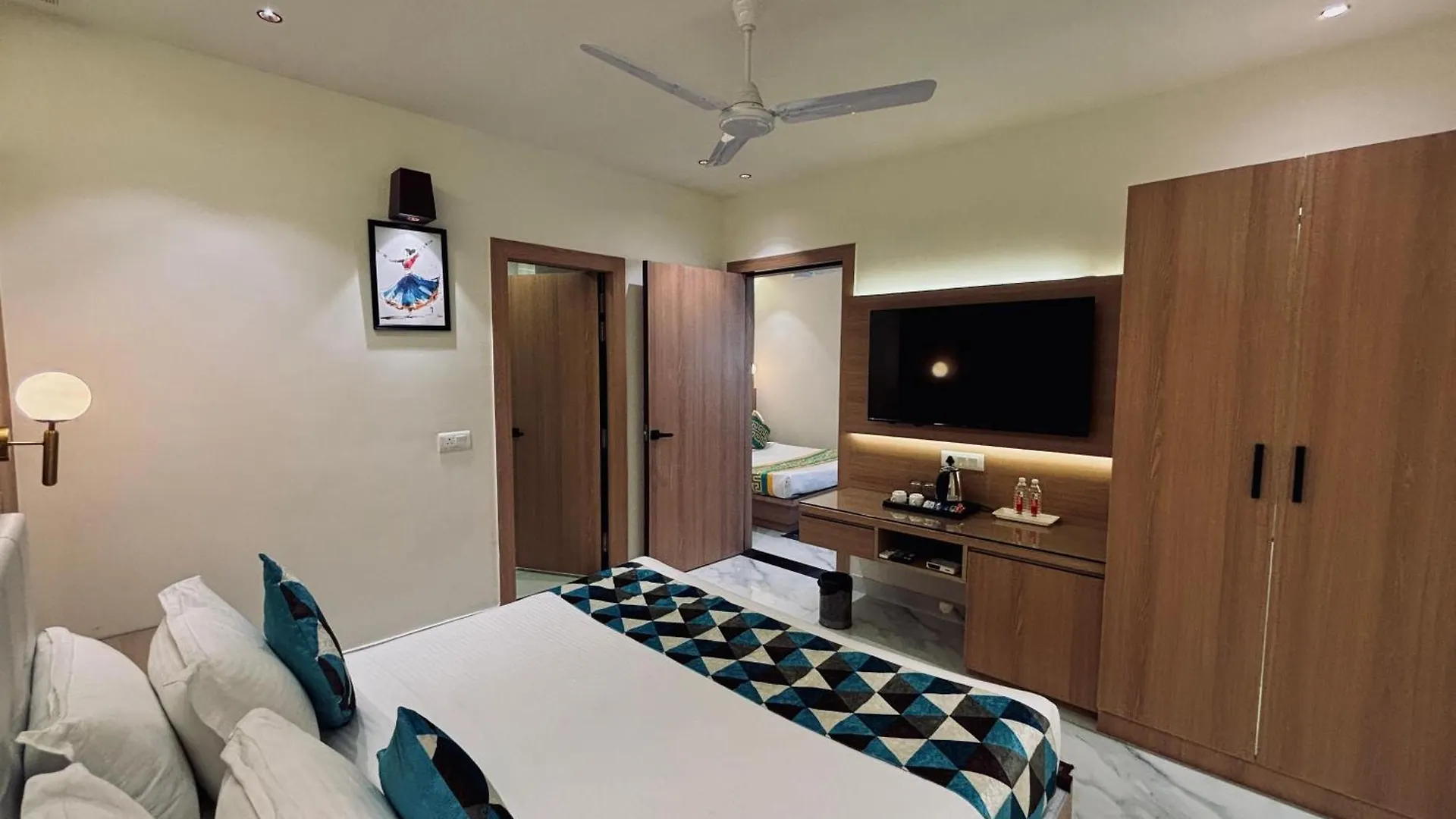 Taj Inn Hotel Agra